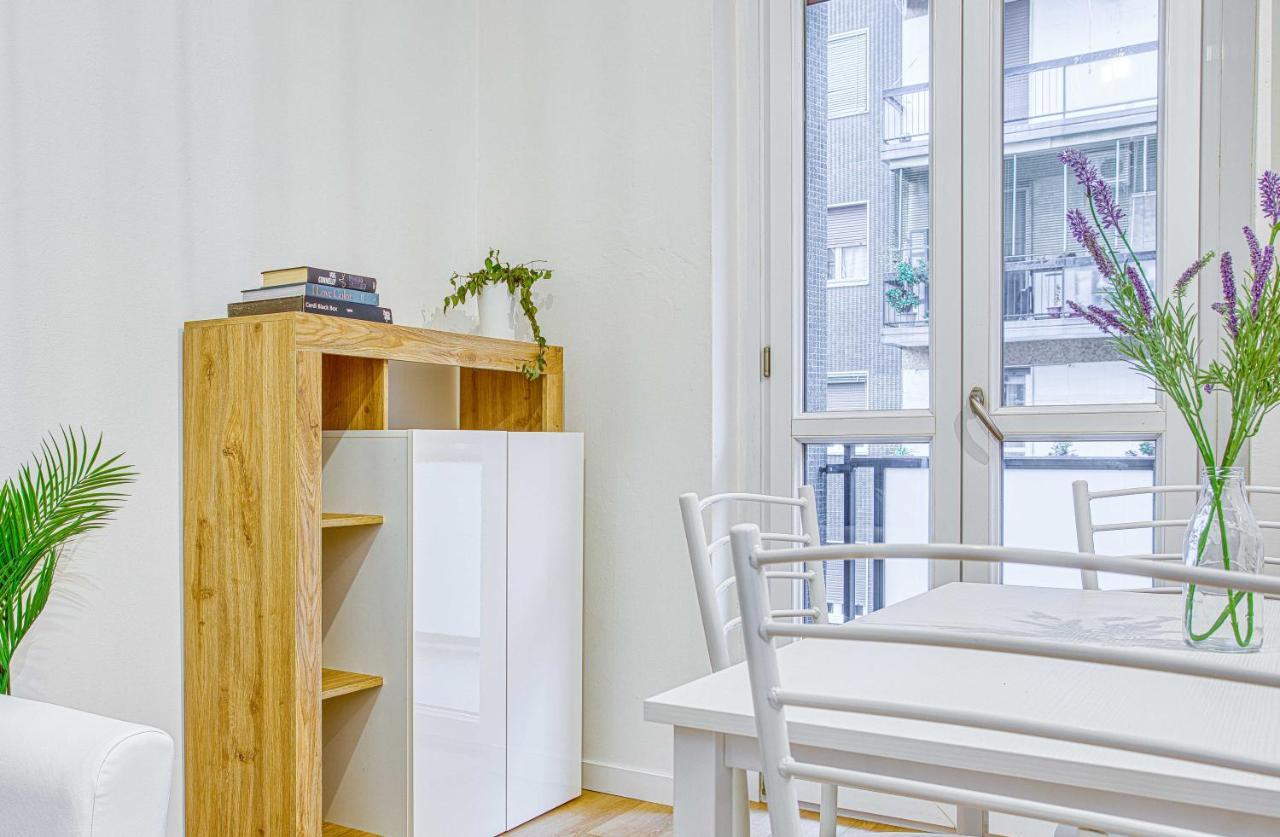 밀라노 Joivy Warm And Inviting Flat With Balcony 아파트 외부 사진