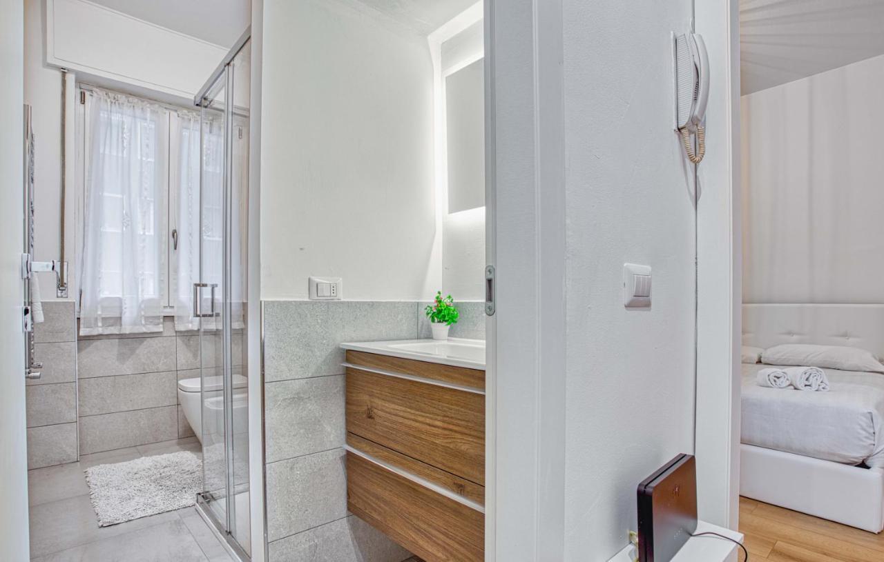 밀라노 Joivy Warm And Inviting Flat With Balcony 아파트 외부 사진